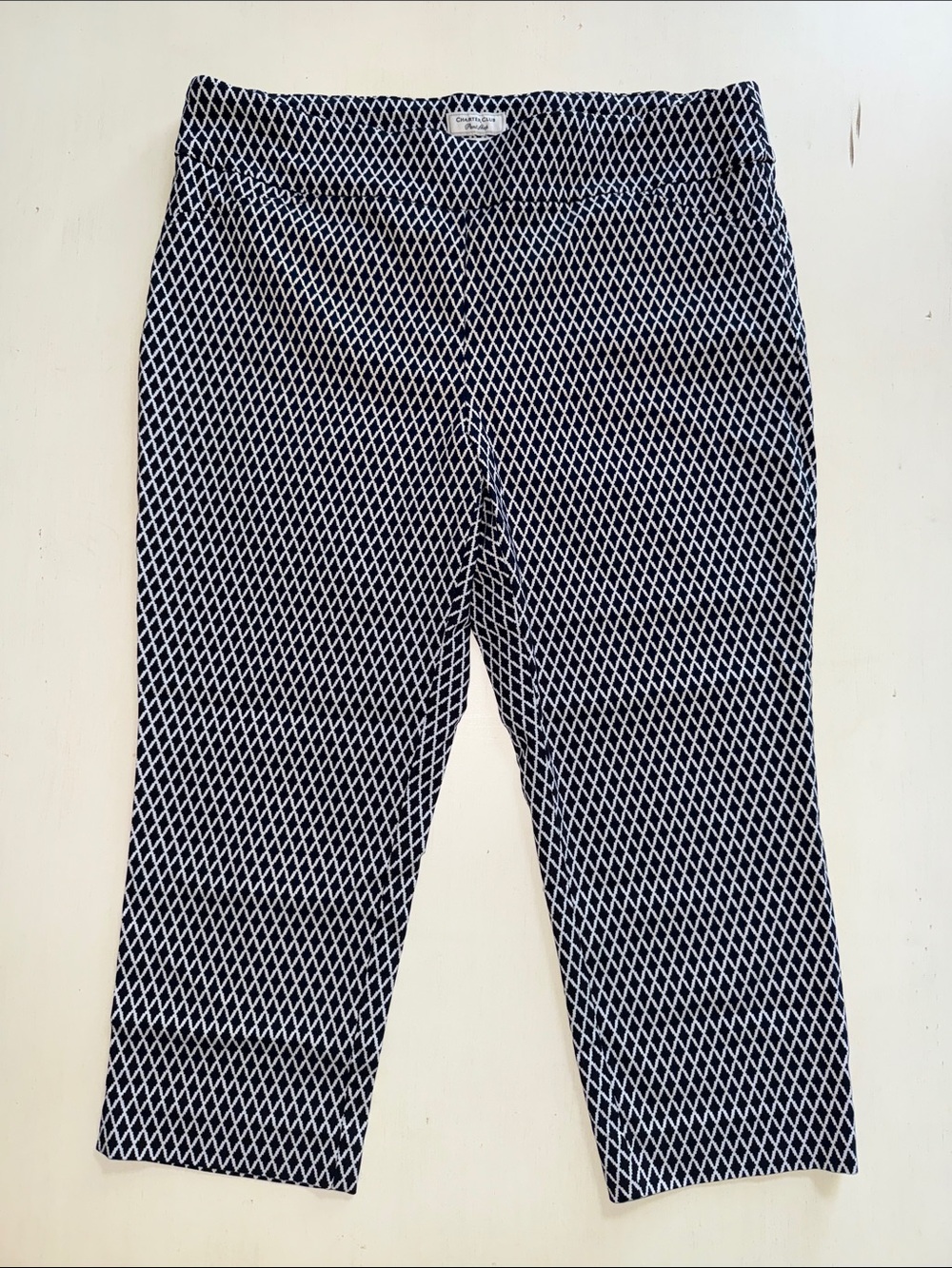 Charter Club Navy and White Diamond-Print Slim Capri Pants LIKE NEW sz 18
